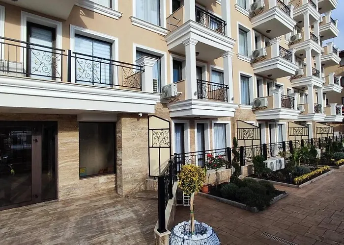 Premium Polarstar Luxury 150 M Zum Pool 1 Balkon Meeresblick Google Tv Bis Zu 4 Personen דירה *