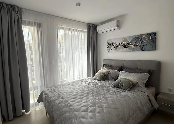 Premium Polarstar Luxury 150 M Zum Pool 1 Balkon Meeresblick Google Tv Bis Zu 4 Personen