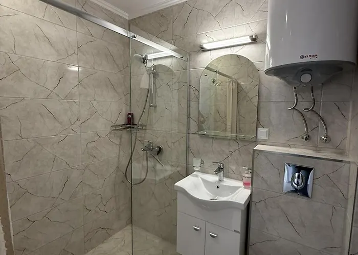 Premium Polarstar Luxury 150 M Zum Pool 1 Balkon Meeresblick Google Tv Bis Zu 4 Personen דירה