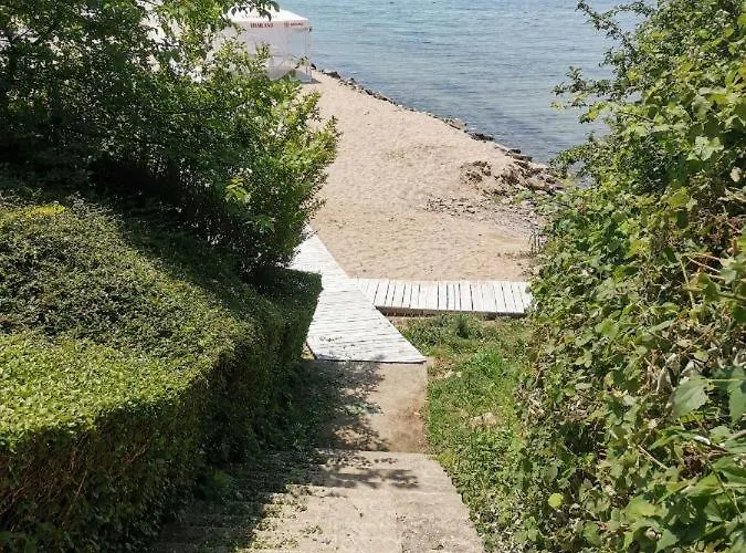 Premium Polarstar Luxury 150 M Zum Pool 1 Balkon Meeresblick Google Tv Bis Zu 4 Personen דירה *